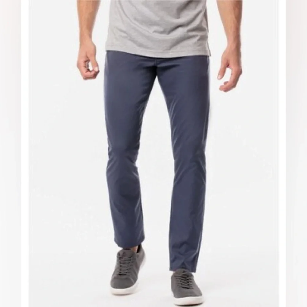 Travis Mathew Open To Close Performance Stretch Pants | Size 32 | Navy